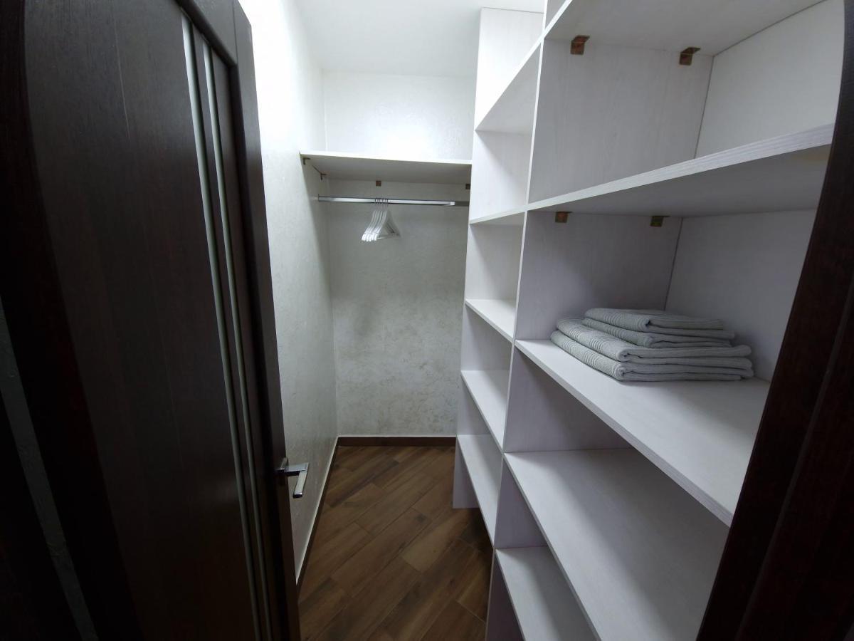 Cozy Apartment On Belvedere Ivano-Frankivsk Exterior photo