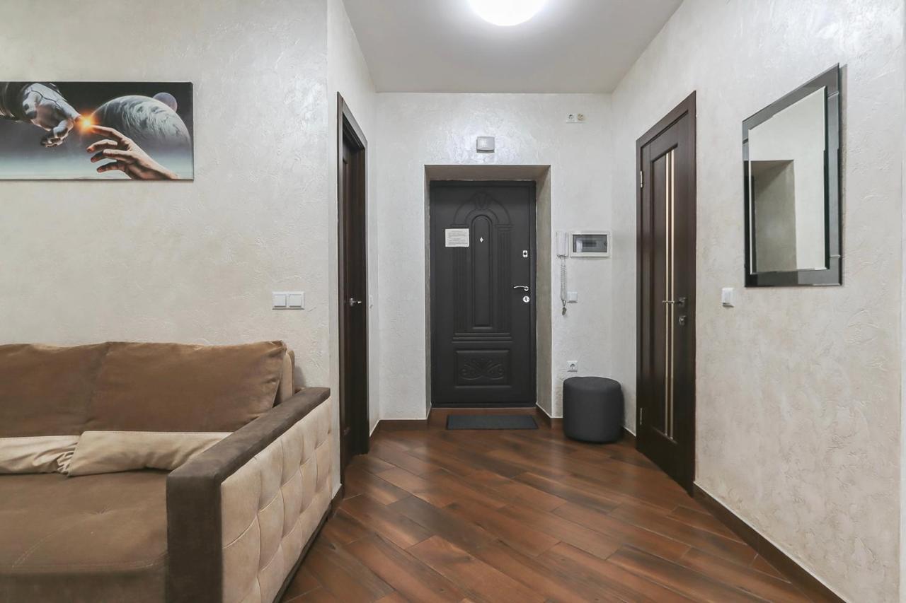 Cozy Apartment On Belvedere Ivano-Frankivsk Exterior photo