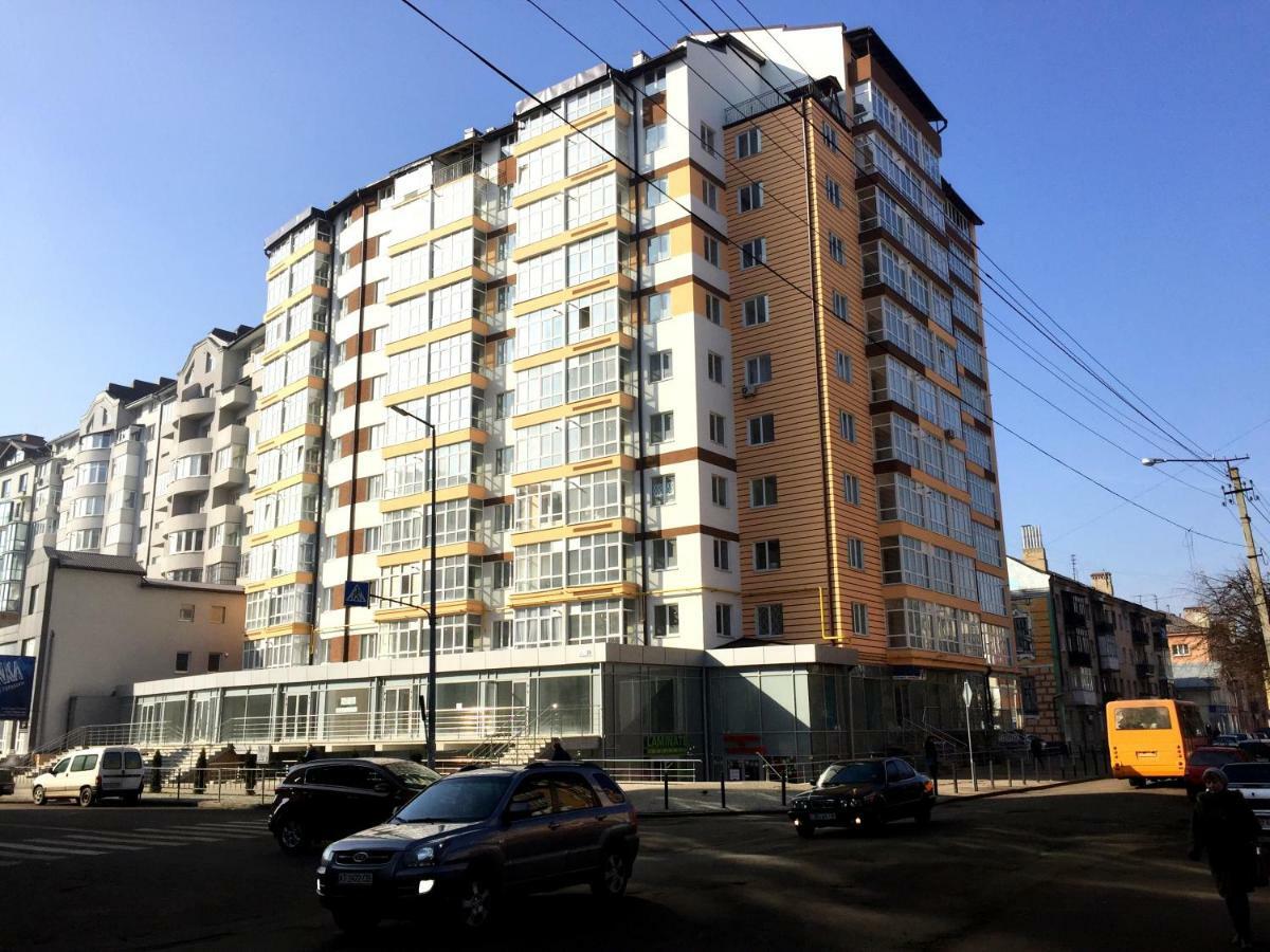 Cozy Apartment On Belvedere Ivano-Frankivsk Exterior photo